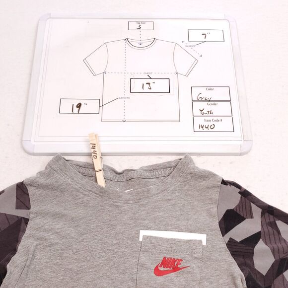 The Nike Tee Casual Graphic Short Sleeve T-Shirt Youth Boys Size Small S Gray - Picture 8 of 8